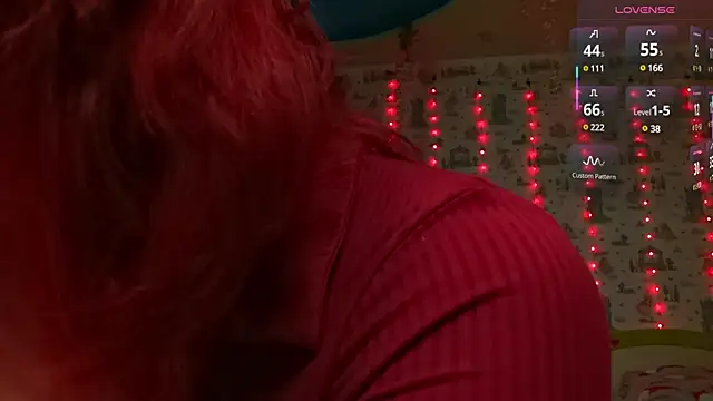 Snapshot of SmokyRose chatting on 02-20-25, 12:04 SmokyRose online show from 02-20-25, 12:04