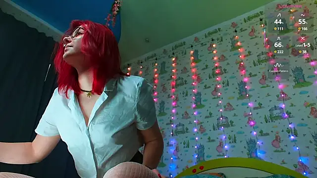 Snapshot of SmokyRose chatting on 03-15-25, 12:02 SmokyRose online show from 03-15-25, 12:02