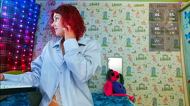 Snapshot of SmokyRose chatting on 01-10-26, 01:46 SmokyRose online show from 01-10-26, 01:46