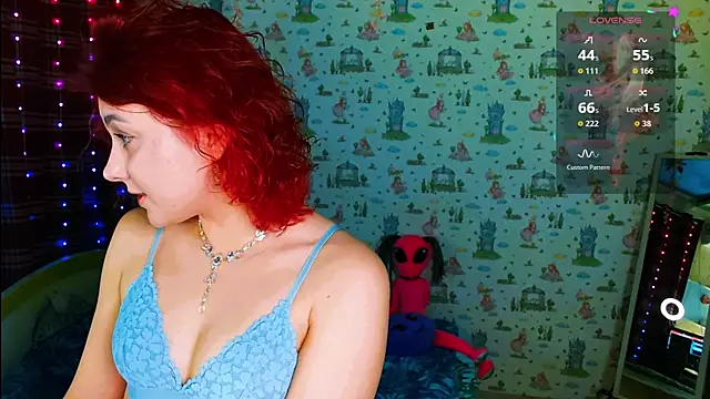 Snapshot of SmokyRose chatting on 01-16-26, 08:07 SmokyRose online show from 01-16-26, 08:07