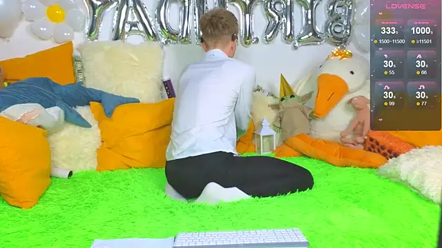 LandelRay online show from 02-17-26, 06:36