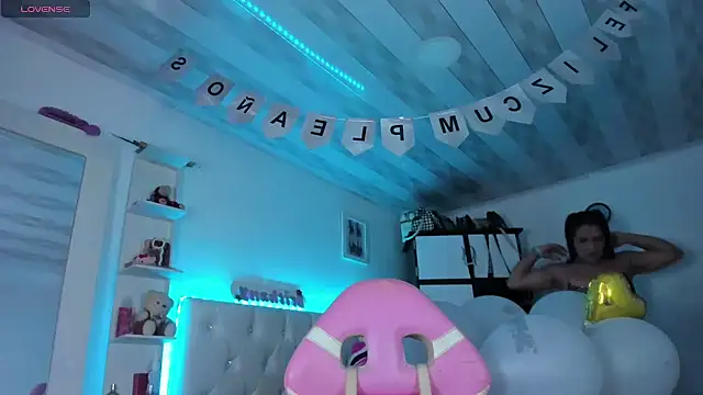 briitany hot online show from 02-09-25, 10:43