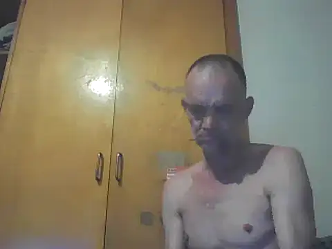 TooFknHorny1 online show from 12-10-24, 09:55