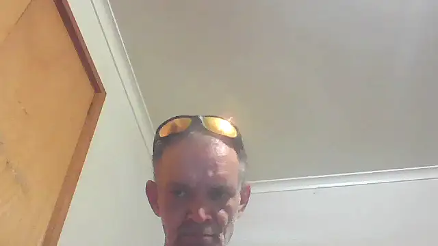 TooFknHorny1 online show from 10-20-25, 05:41