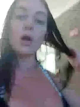 Snapshot of LilliThelo chatting on 12-03-24, 09:45 LilliThelo online show from 12-03-24, 09:45