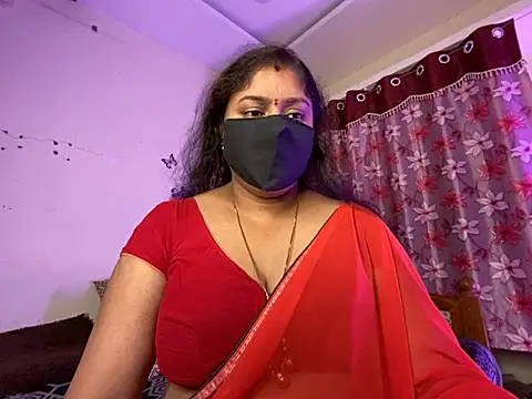 Snapshot of Love_4Sex chatting on 05-28-26, 02:09 Love 4Sex online show from 05-28-26, 02:09