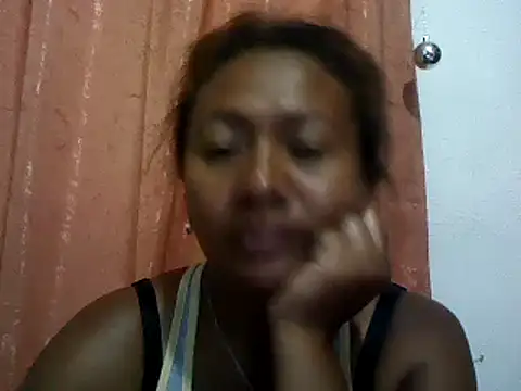 Snapshot of sexyladii chatting on 12-14-24, 05:25 sexyladii online show from 12-14-24, 05:25