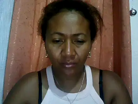 Snapshot of sexyladii chatting on 12-25-24, 05:47 sexyladii online show from 12-25-24, 05:47