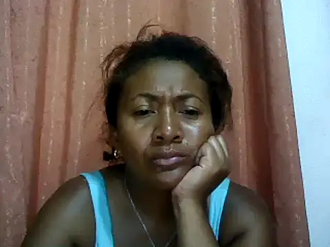 Snapshot of sexyladii chatting on 01-17-25, 08:00 sexyladii online show from 01-17-25, 08:00