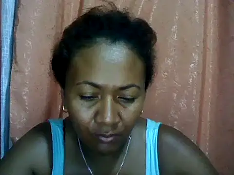 Snapshot of sexyladii chatting on 01-30-25, 06:21 sexyladii online show from 01-30-25, 06:21