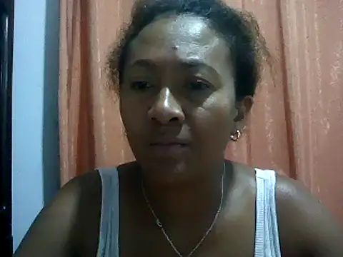 Snapshot of sexyladii chatting on 02-21-25, 05:09 sexyladii online show from 02-21-25, 05:09