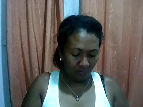 Snapshot of sexyladii chatting on 03-11-25, 04:40 sexyladii online show from 03-11-25, 04:40