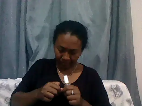 Snapshot of sexyladii chatting on 10-06-25, 04:37 sexyladii online show from 10-06-25, 04:37