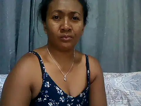 Snapshot of sexyladii chatting on 11-23-25, 05:02 sexyladii online show from 11-23-25, 05:02