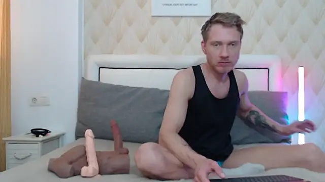 JessicaSteve online show from 03-12-26, 09:37