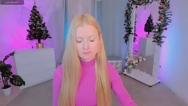 Laly Peach online show from 12-28-24, 03:48