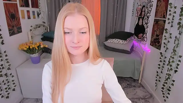 Laly Peach online show from 02-23-25, 07:17