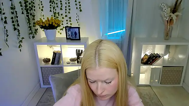 Laly Peach online show from 04-03-26, 12:14