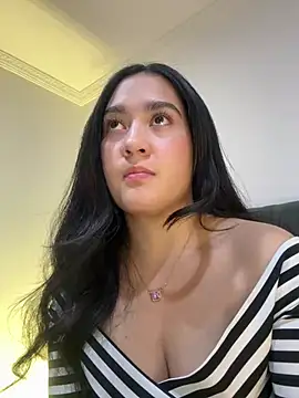 Snapshot of Nina_lovi chatting on 12-20-24, 11:05 Nina lovi online show from 12-20-24, 11:05