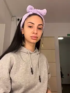 MeganHopeX online show from 12-24-24, 05:38