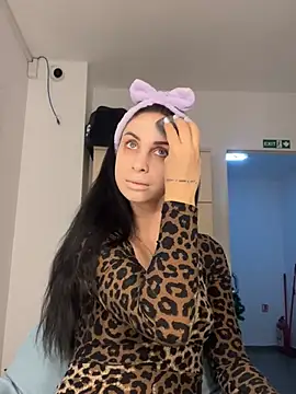 MeganHopeX online show from 01-05-25, 07:49