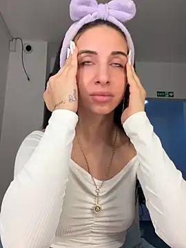 MeganHopeX online show from 01-06-25, 07:42