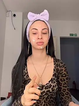 MeganHopeX online show from 01-25-25, 07:49