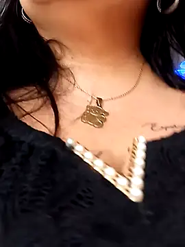 salomexlove 20 online show from 10-25-25, 12:45