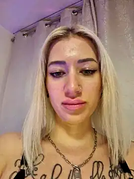 Snapshot of Fuck-Gina chatting on 02-09-25, 06:16 Fuck-Gina online show from 02-09-25, 06:16