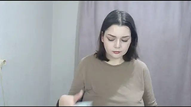 ohhhMie online show from 12-14-25, 12:43