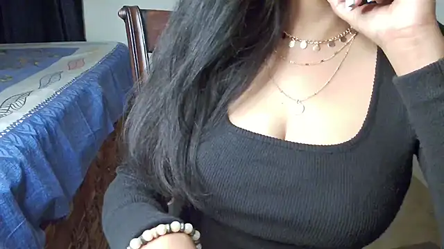 Snapshot of Adventurous_Angel chatting on 03-06-25, 07:21 Adventurous Angel online show from 03-06-25, 07:21