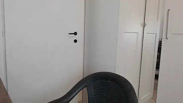 nicole 98 online show from 01-27-25, 09:44