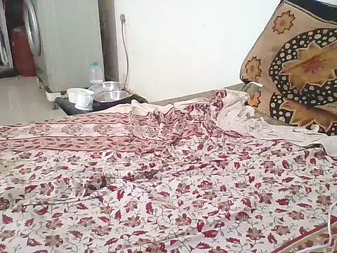 Snapshot of Kumarjay330 chatting on 10-02-25, 04:47 Kumarjay330 online show from 10-02-25, 04:47