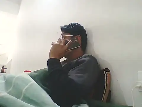 Snapshot of Kumarjay330 chatting on 11-26-25, 03:24 Kumarjay330 online show from 11-26-25, 03:24