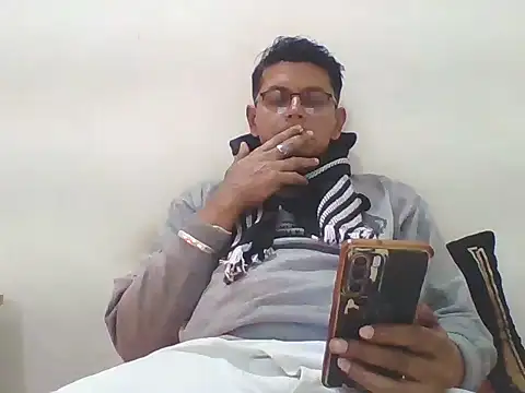 Snapshot of Kumarjay330 chatting on 12-17-25, 02:12 Kumarjay330 online show from 12-17-25, 02:12