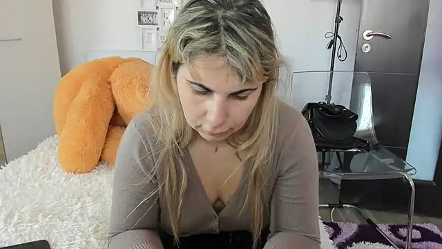 sweetemy4u online show from 03-04-25, 09:51