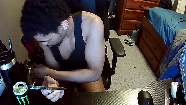 Snapshot of Neovergil0 chatting on 01-14-25, 10:34 Neovergil0 online show from 01-14-25, 10:34