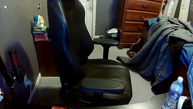 Snapshot of Neovergil0 chatting on 01-27-25, 01:05 Neovergil0 online show from 01-27-25, 01:05