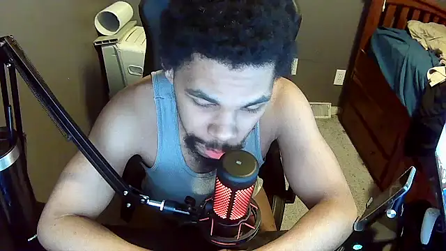 Snapshot of Neovergil0 chatting on 01-29-25, 08:29 Neovergil0 online show from 01-29-25, 08:29