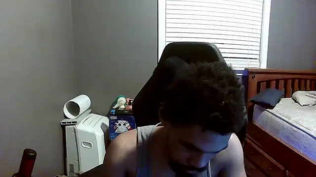 Snapshot of Neovergil0 chatting on 02-19-25, 06:00 Neovergil0 online show from 02-19-25, 06:00