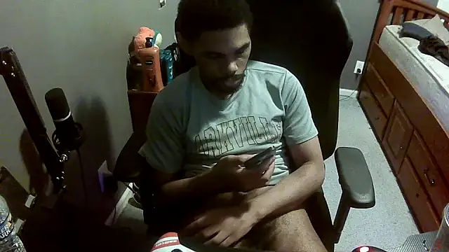 Snapshot of Neovergil0 chatting on 10-03-25, 10:29 Neovergil0 online show from 10-03-25, 10:29