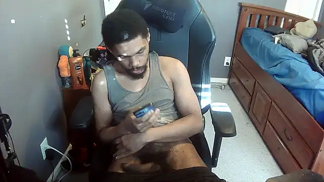 Snapshot of Neovergil0 chatting on 10-31-25, 08:10 Neovergil0 online show from 10-31-25, 08:10