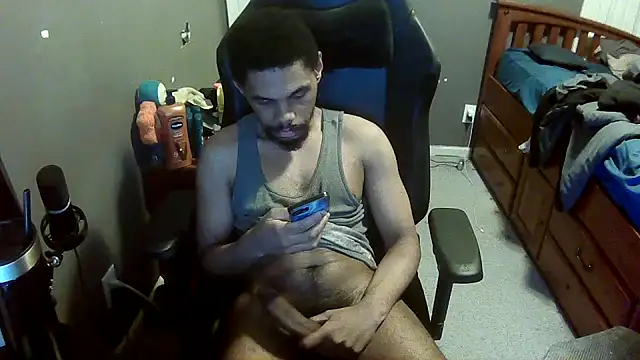 Snapshot of Neovergil0 chatting on 11-01-25, 10:23 Neovergil0 online show from 11-01-25, 10:23