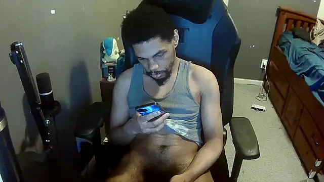 Snapshot of Neovergil0 chatting on 12-05-25, 05:05 Neovergil0 online show from 12-05-25, 05:05