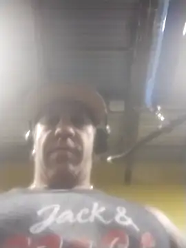 trucker1979 online show from 11-22-25, 09:52