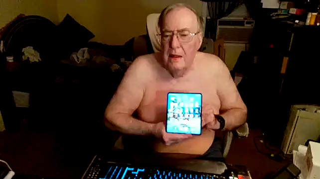 Toastir online show from 12-21-24, 01:04