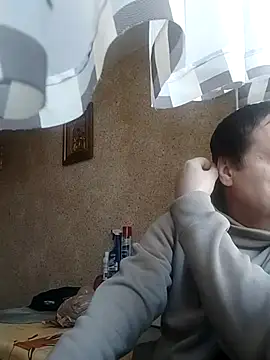 grzes19763 online show from 03-21-25, 07:22