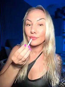 NastyMilf  online show from 03-21-26, 07:39