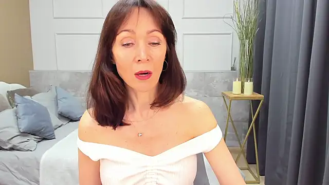 Maria Gold online show from 03-10-25, 04:46