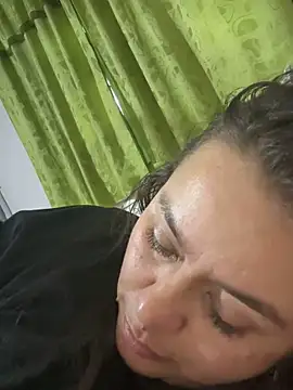 Ixchel Anaid online show from 06-07-26, 01:04